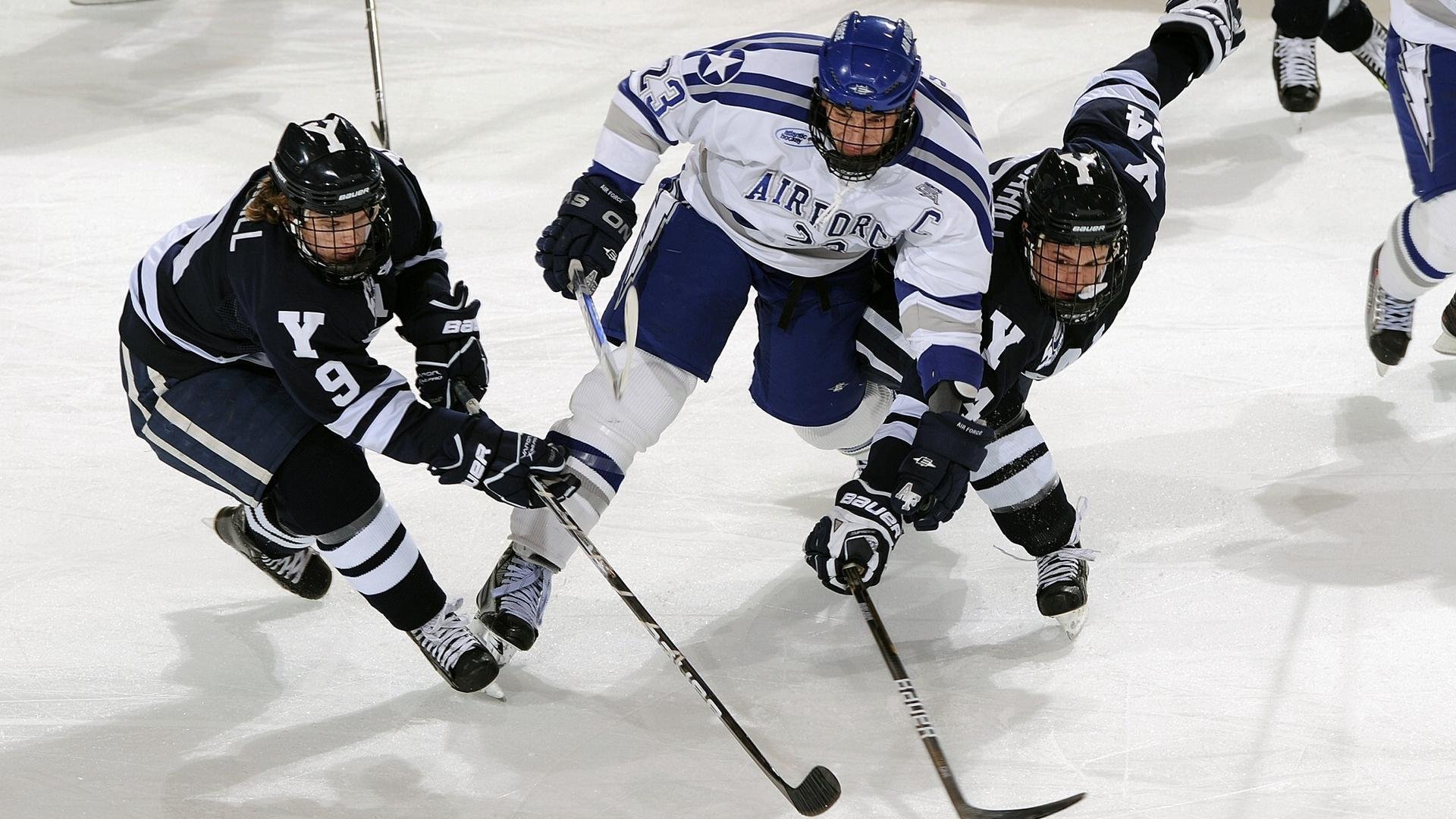 双加时鏖战!湖人险胜凯尔特人,詹姆斯关键封盖锁定胜局